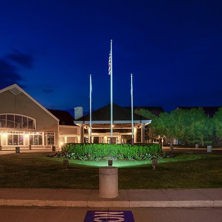 Maumee Bay State Park Lodge Oregon Exterior photo
